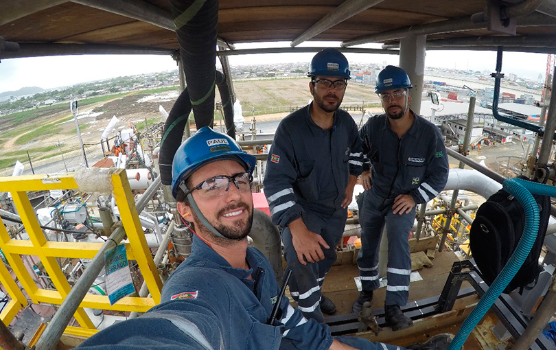 Possuímos uma equipe altamente qualificada para lhe atender